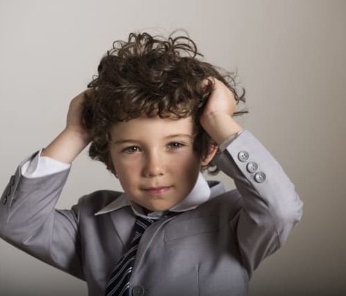 小学生 男の子のオシャレ髪型 ミディアム ロング編 おすすめ１３選 コドモダカラ ママのための情報メディアサイト